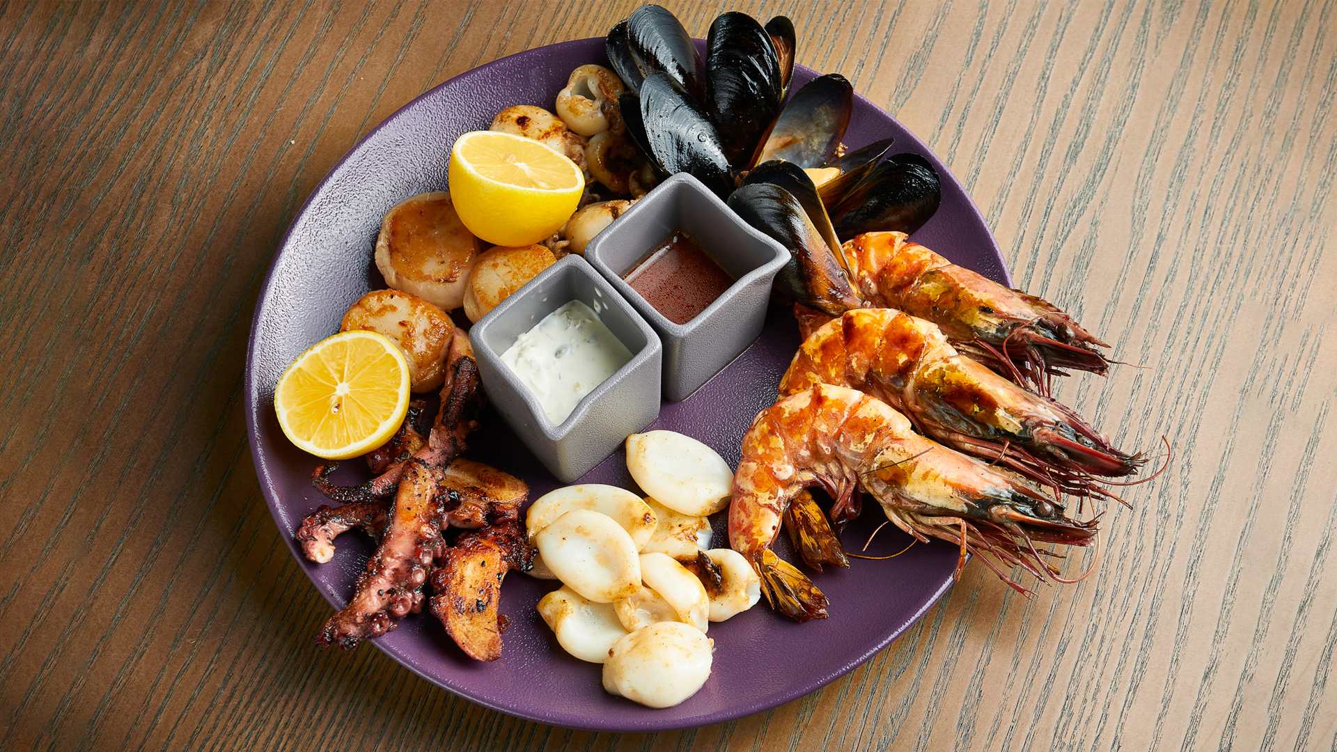 What Are Popular Seafoods?